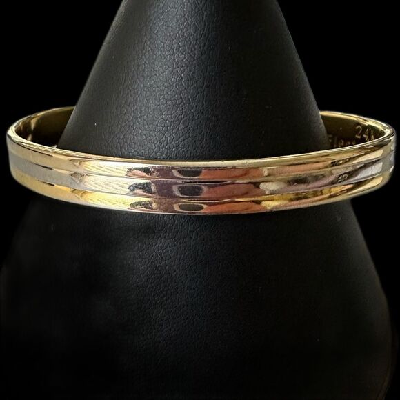 24K Gold Electro Plated Two Tone Magnetic cuff Bracelet size 7" - Picture 1 of 7